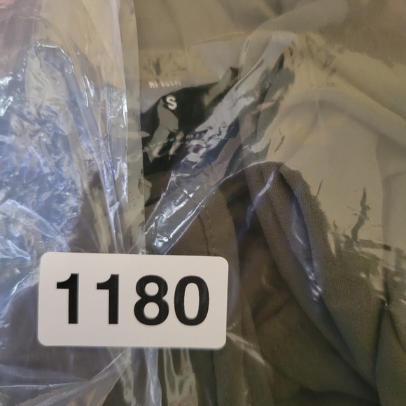 EUC a.n.a Green Long Sleeve Wrap Front Top w/ High-Low Hem - Size S - Picture 9 of 9